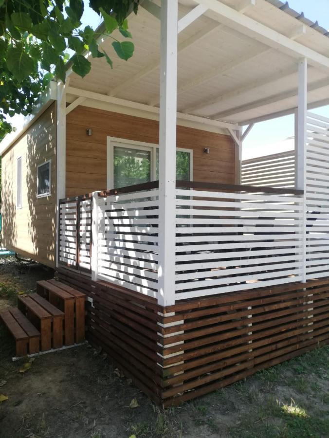 Camping Adriatico Martinsicuro Exterior photo